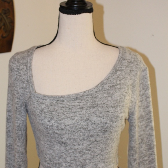 Nude, pencil skirt and long sleeve Asymmetrical neckline crop top set - Picture 4 of 10